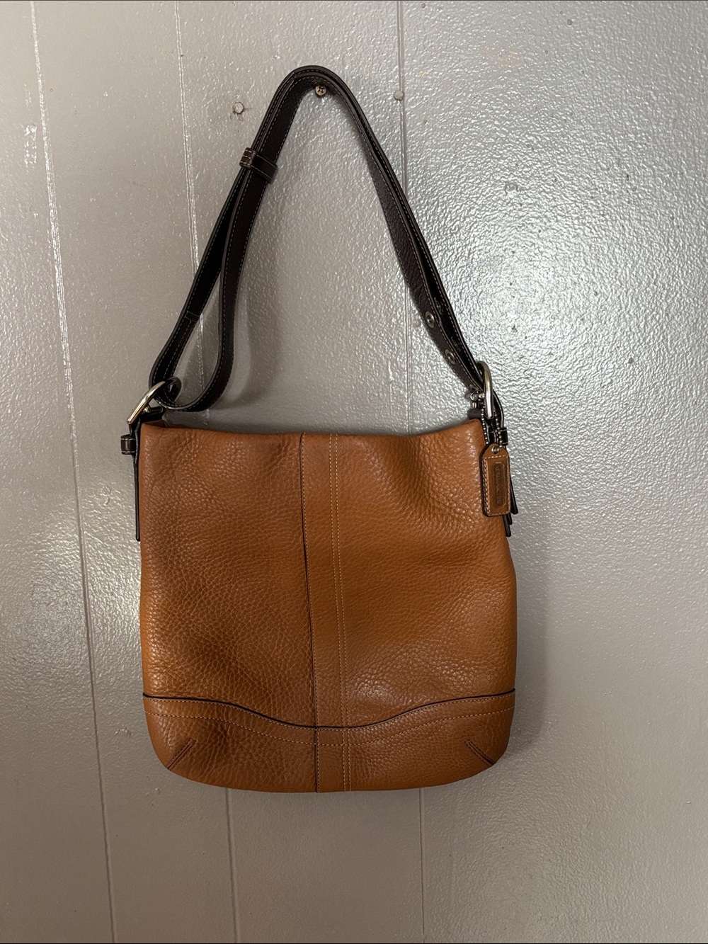 Coach Tan Leather Shoulder/crossbody purse